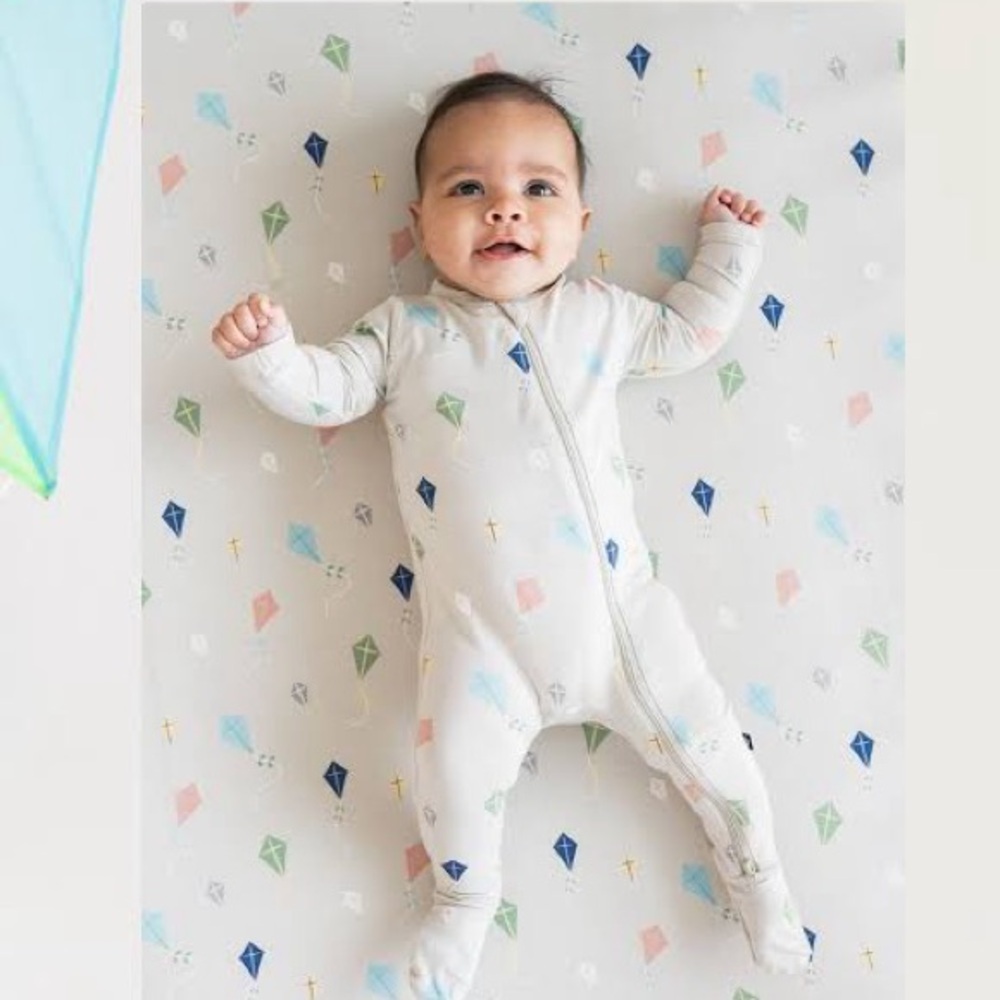 Kyte Baby //  Kite Pattern Bamboo Frequent Flyer Only Zipper Footie in Oat